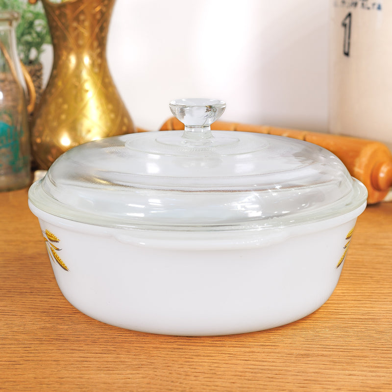 Fire King Wheat Pattern 1 1/2 Quart Round Casserole