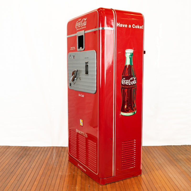 Coca Cola VMC-33 Vending Machine : Restored & Working!