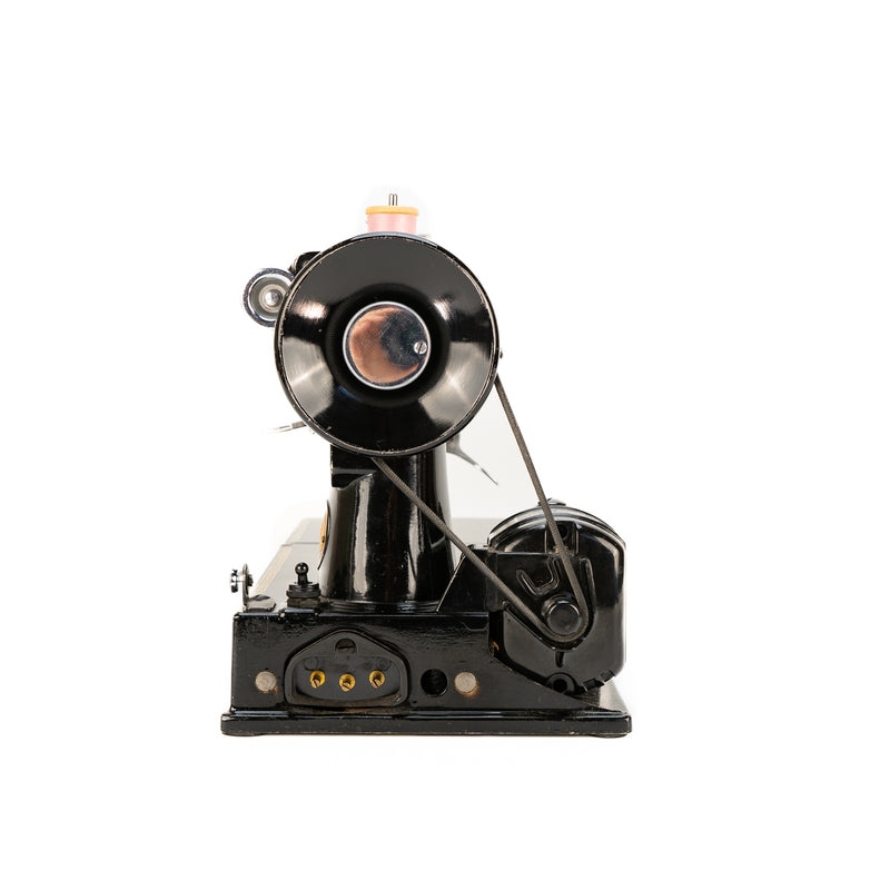 1951 Singer Featherweight 221K with Case