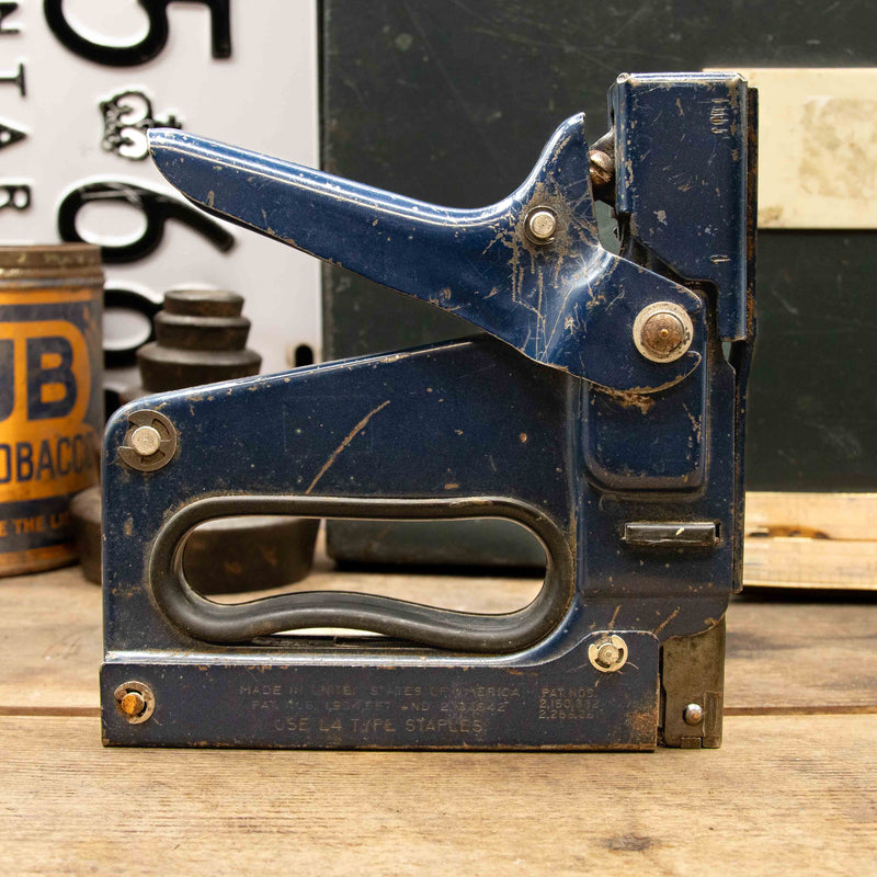 Markwell L4 Staple Gun in Original Box