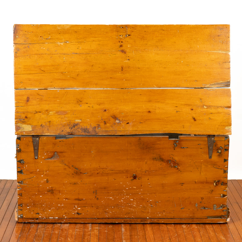 Canadiana Blanket Box
