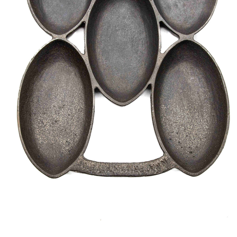 Nathaniel Waterman Cast Iron Gem Pan