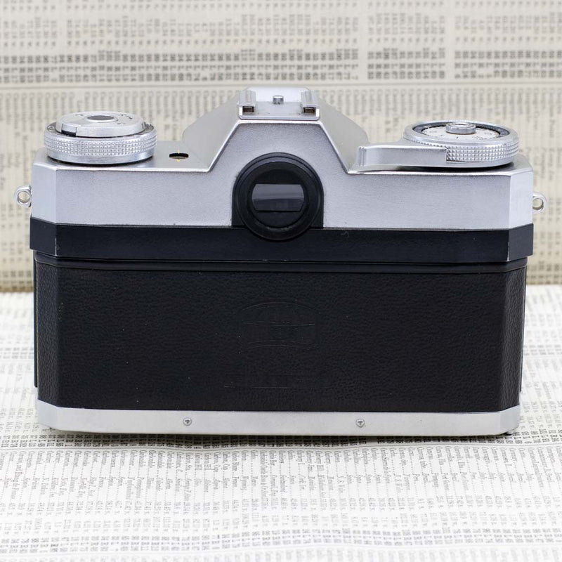 Zeiss Ikon Contaflex Super with Pro-Tessar 35mm f/3.2 Lens