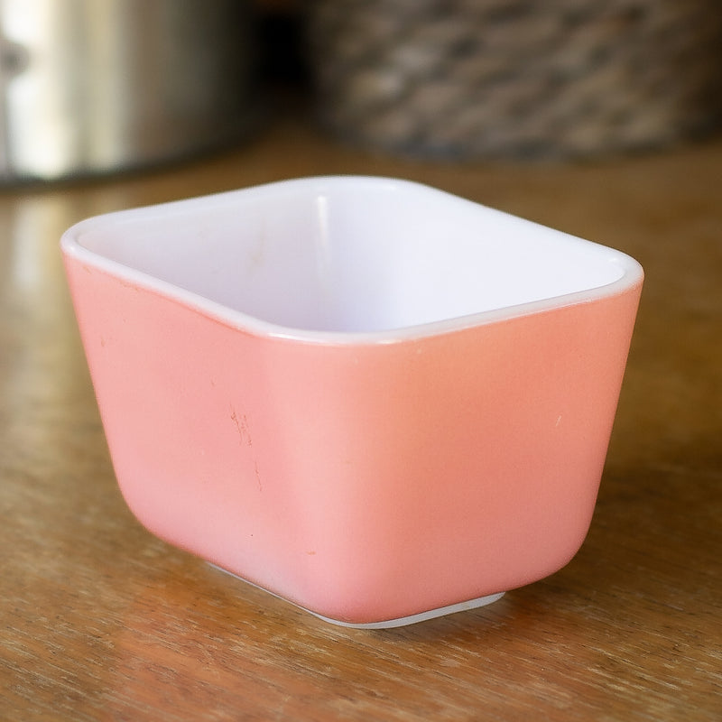 Pyrex 0501 Pink Refrigerator Dish Fridgie : No Lid