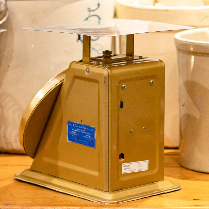 Gold Brand 26 lb. Scale
