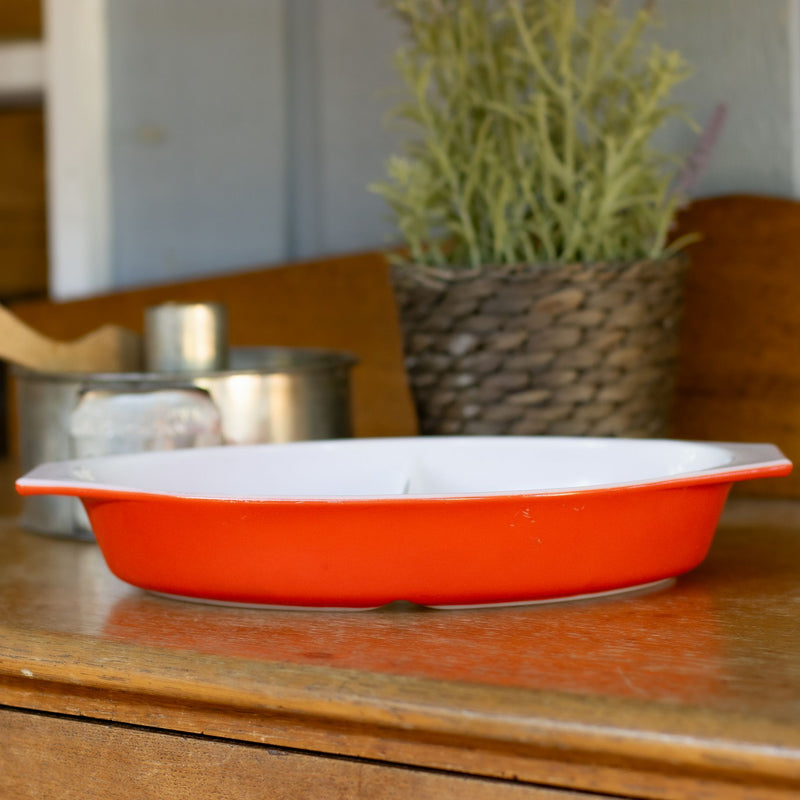 Pyrex Friendship Pattern Divided Casserole