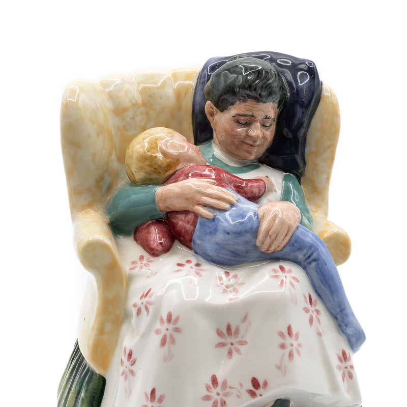Royal Doulton Figurine HN2380 : "Sweet Dreams"