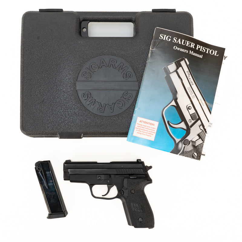 Sig Sauer P229 Semi-Automatic Pistol : .40 S&W