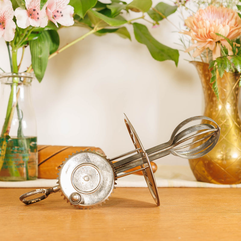 A&J Beater Jar with a Glass Measuring Base