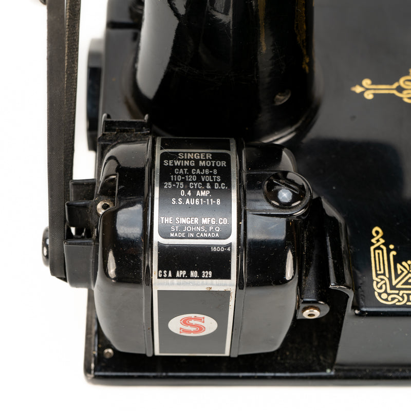 1951 Singer Featherweight 221K with Case