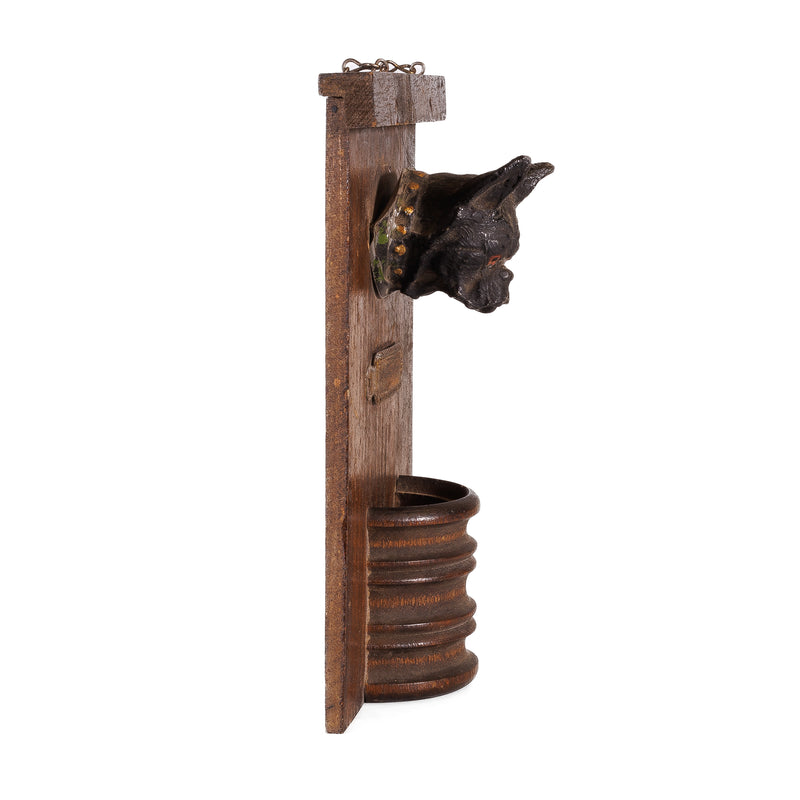 Bulldog Wall Hanging Match Holder & Striker