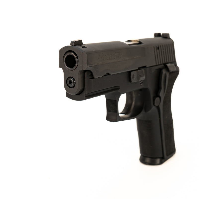 Sig Sauer P229R Semi-Automatic Pistol : .40 S&W