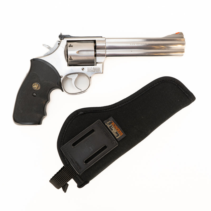 Smith & Wesson 357 Magnum Revolver w/ Holster