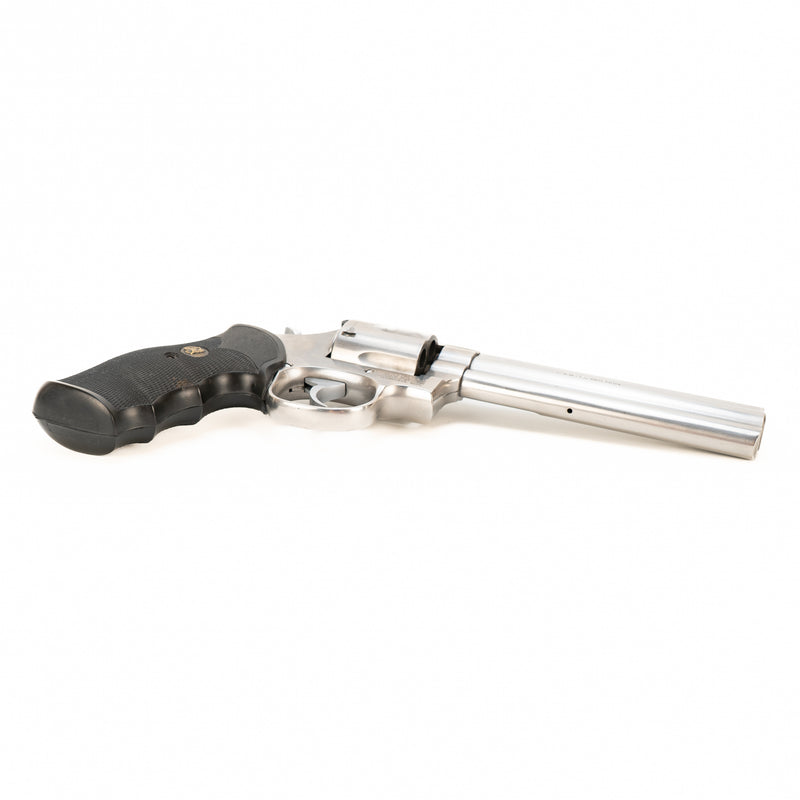 Smith & Wesson 357 Magnum Revolver w/ Holster