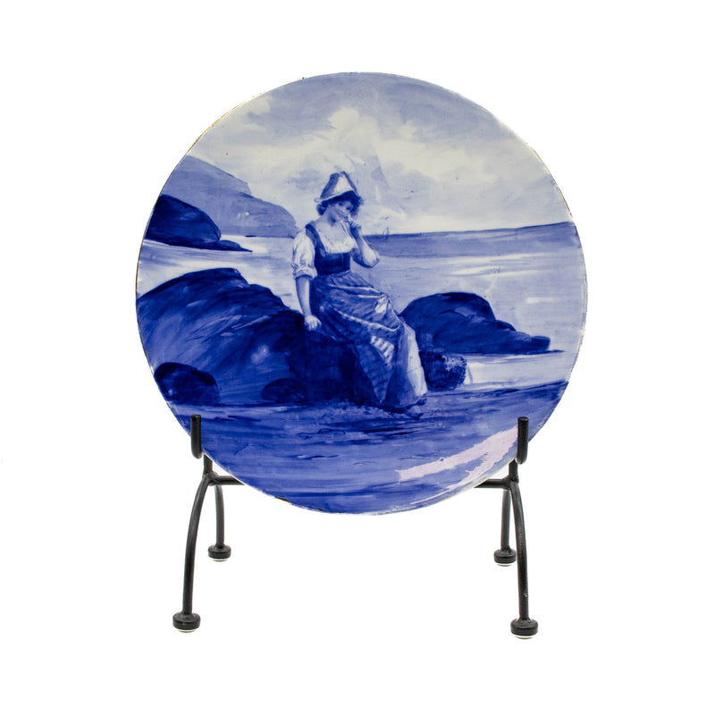 Royal Doulton "Blue Children" Series Wall Charger