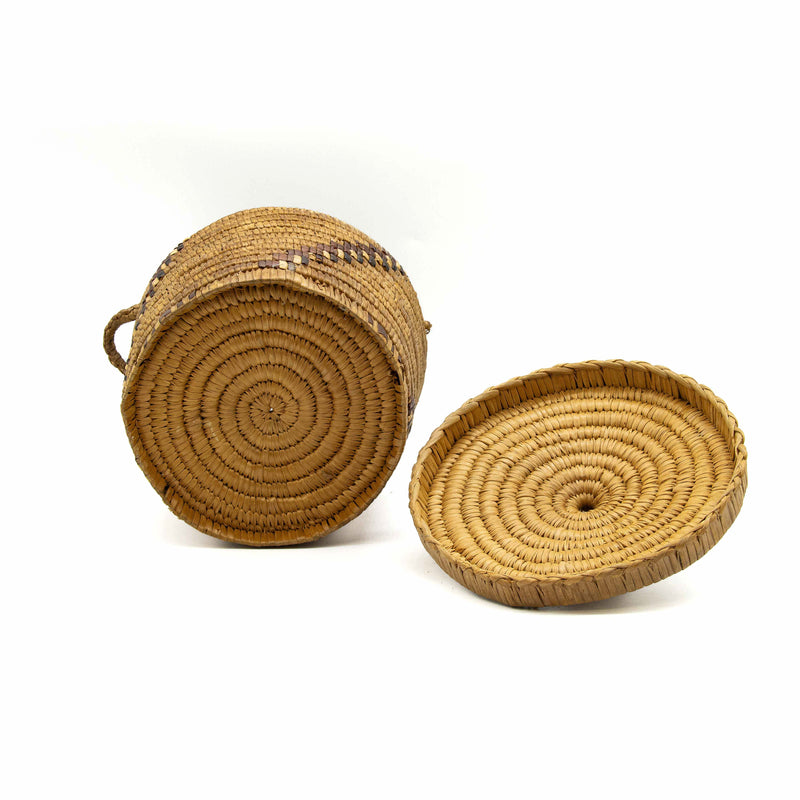 Coast Salish Imbrocated Basket with Lid & 1 Handle