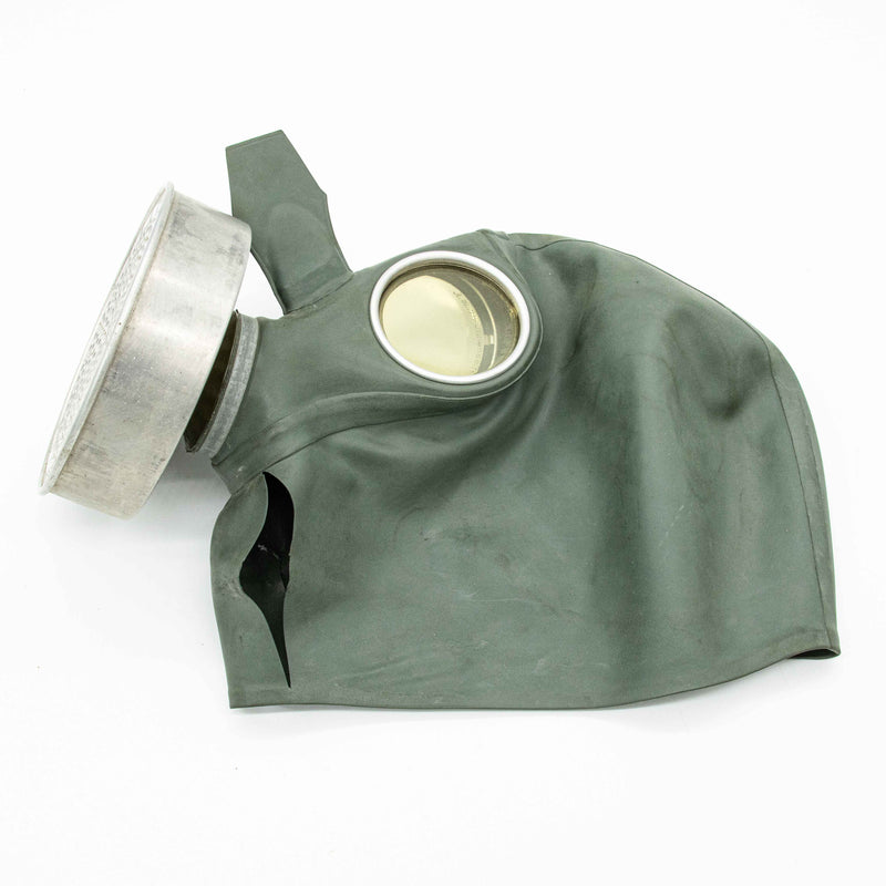 WWII Unissued Nazi Germany Gas Mask