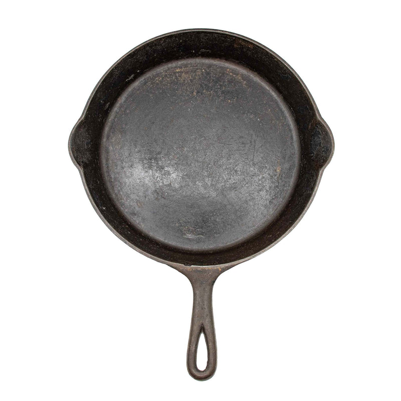 No. 9 Unmarked Erie, Pre Griswold Cast Iron Skillet with Heat Ring