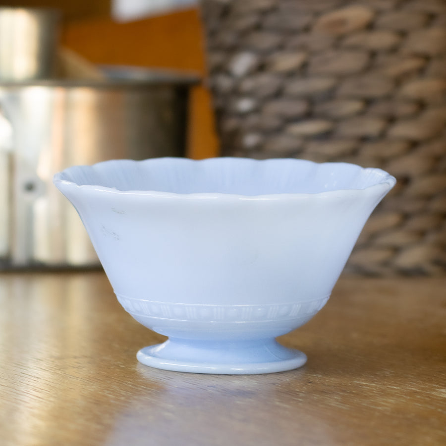 Pyrex – Everything Old Antiques & Vintage